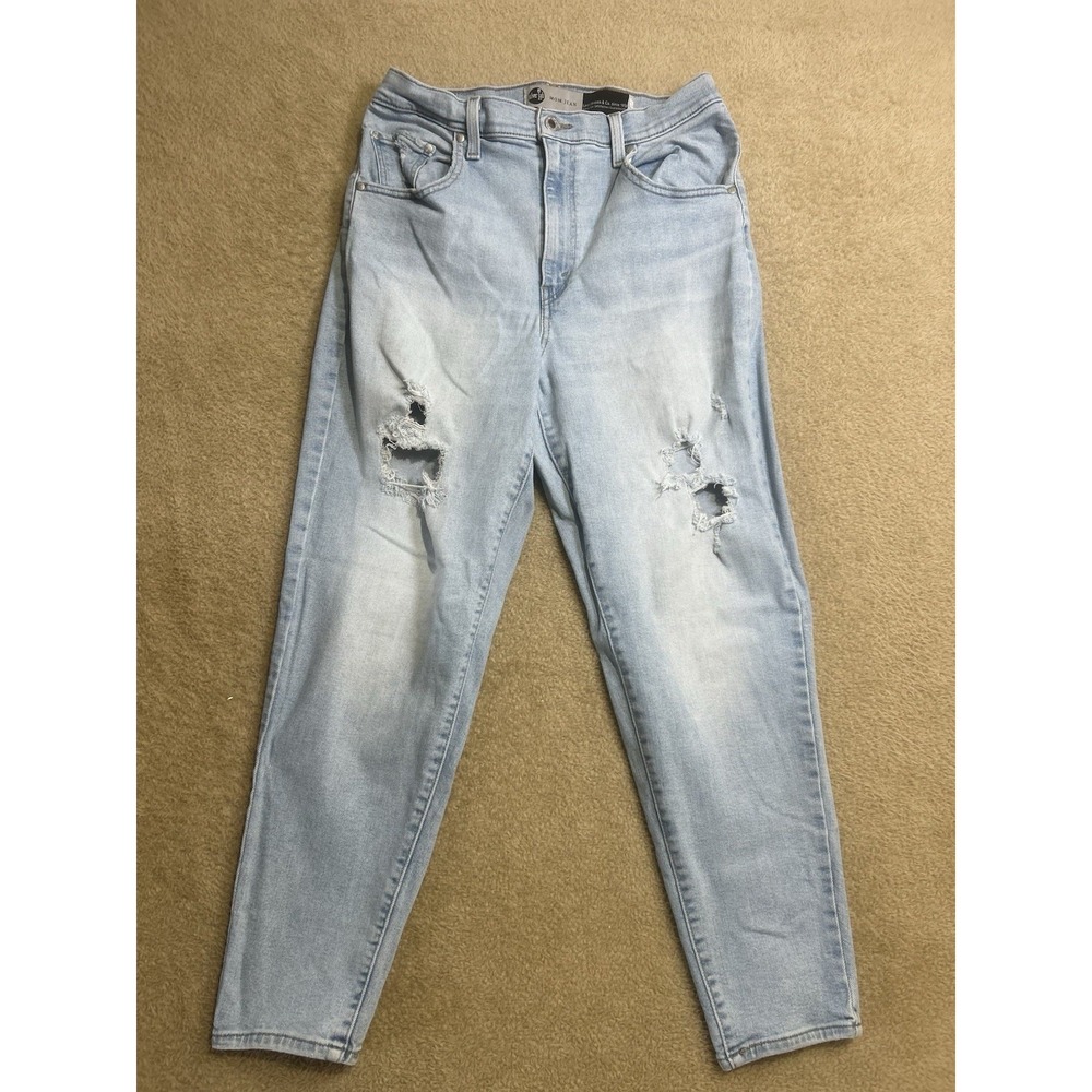 Levis Jeans Womens 32 Silver Tab Mom Jean Distressed Light Wash Blue‎ Stretch